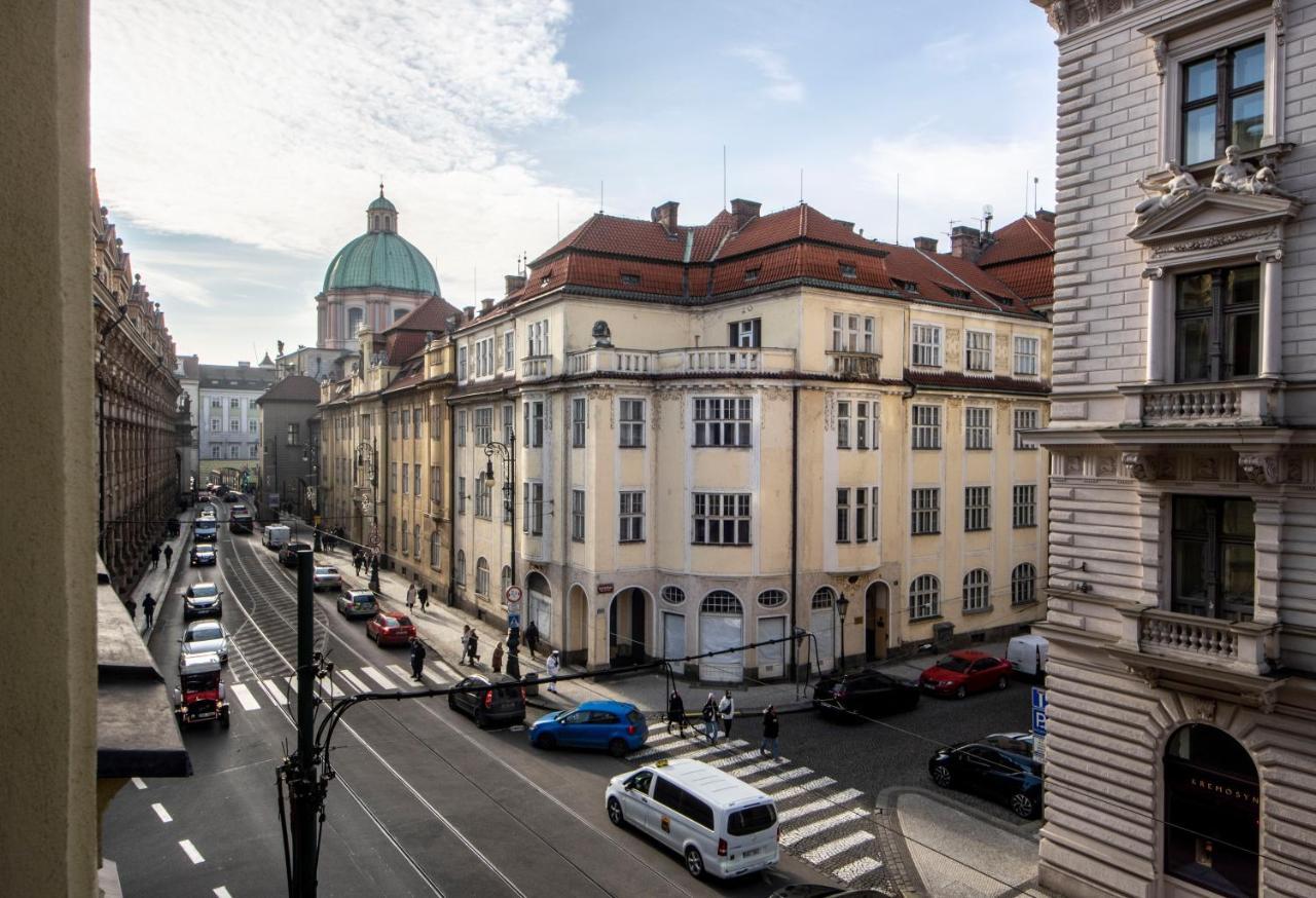 Autentic Apartments Platnerska Прага Екстериор снимка